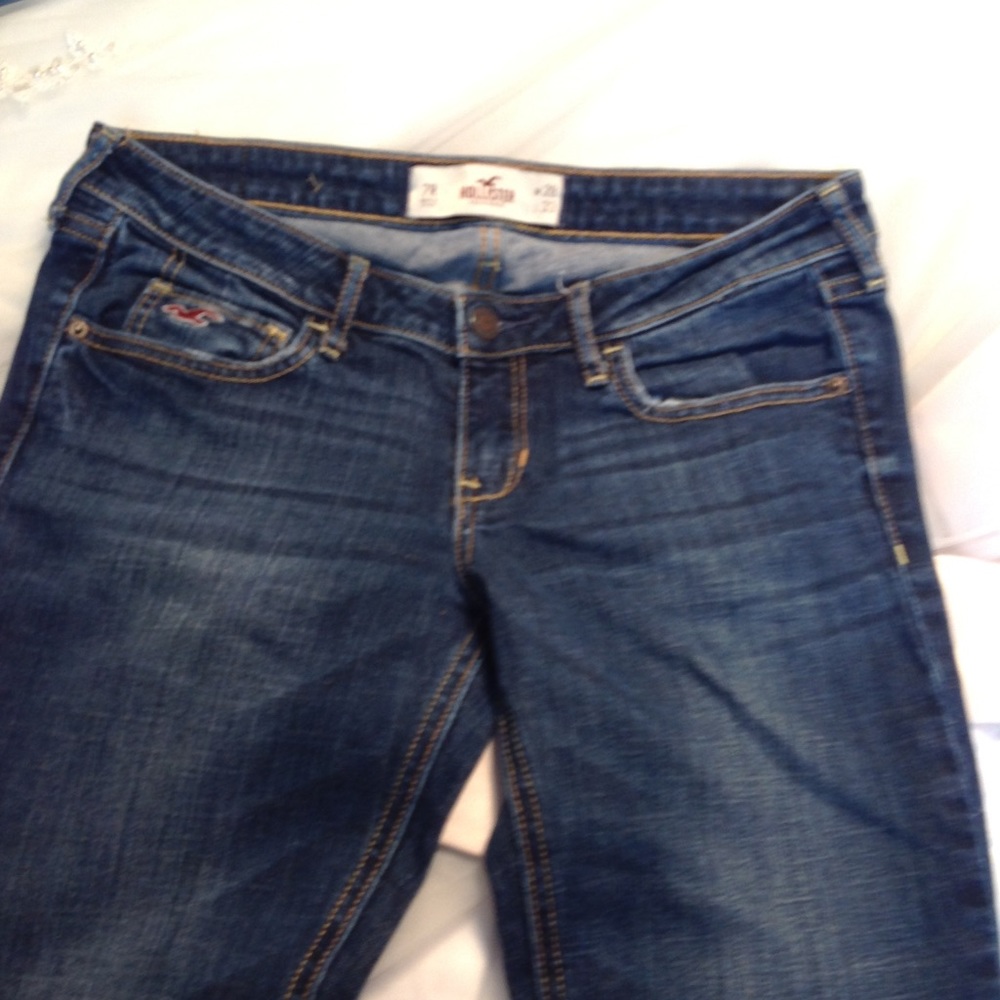 Hollis tee jeans and old navy o b o